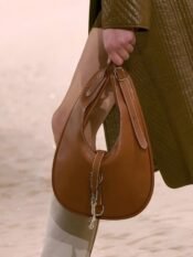 Hermès Luxury Handbag - Image 3
