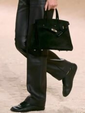 Hermès Luxury Handbag - Image 16
